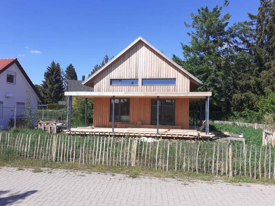 Gemuetliches Holzhaus Am See Warin Zewnętrze zdjęcie