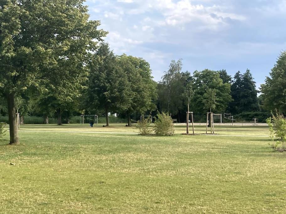 Gemuetliches Holzhaus Am See Warin Zewnętrze zdjęcie