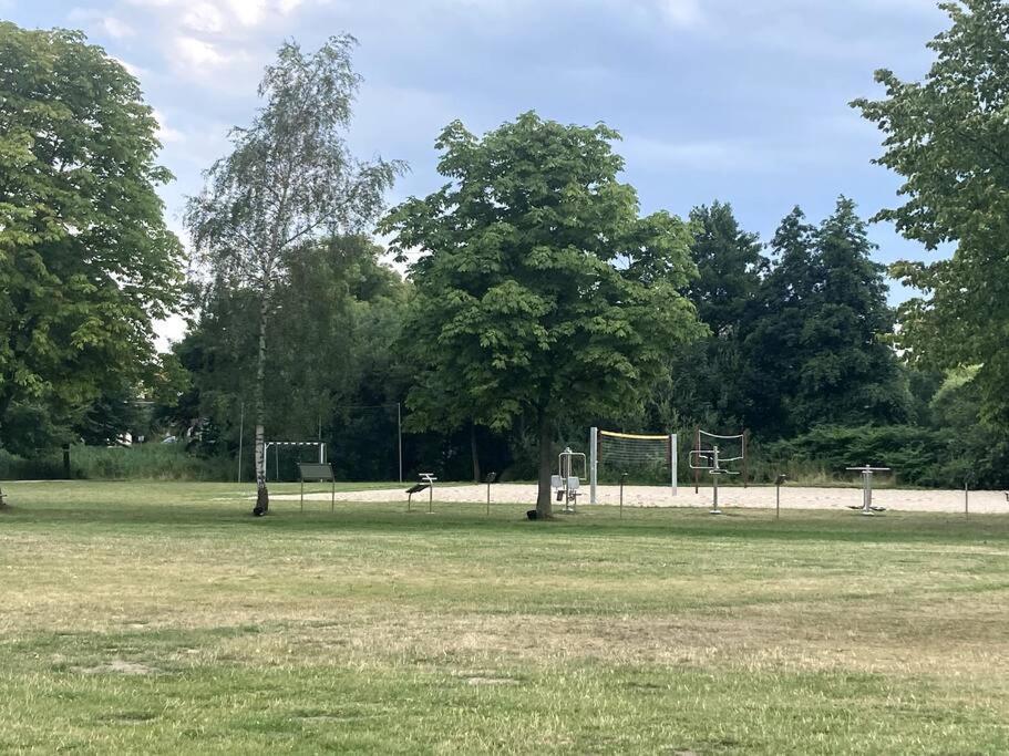 Gemuetliches Holzhaus Am See Warin Zewnętrze zdjęcie
