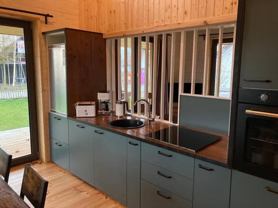 Gemuetliches Holzhaus Am See Warin Zewnętrze zdjęcie